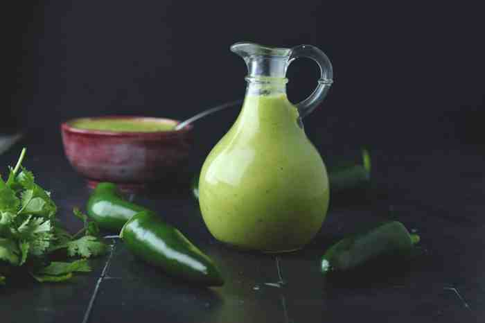 Recipe for creamy jalapeno sauce