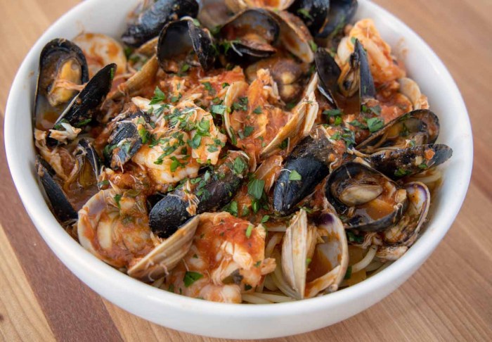 Recipe for mussels in marinara sauce